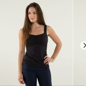 Lululemon Aria II Tank in Black